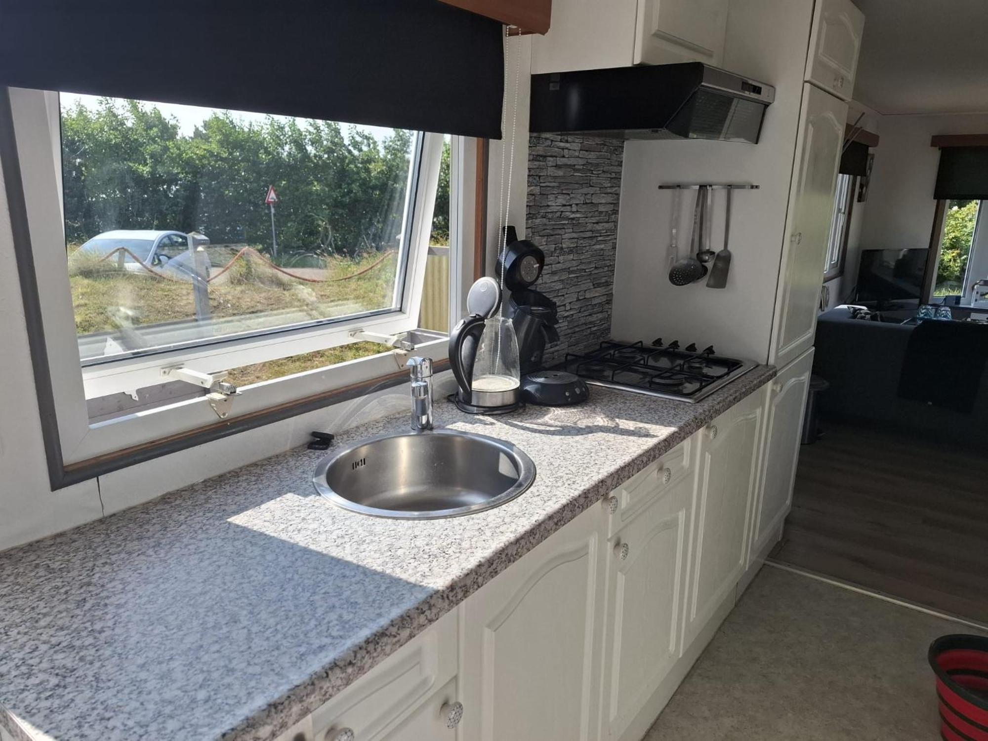 Chalet T12 Op Ameland Inclusief Fietsen, Zee En Strand Op Loopafstand! Buren (Friesland) Eksteriør bilde